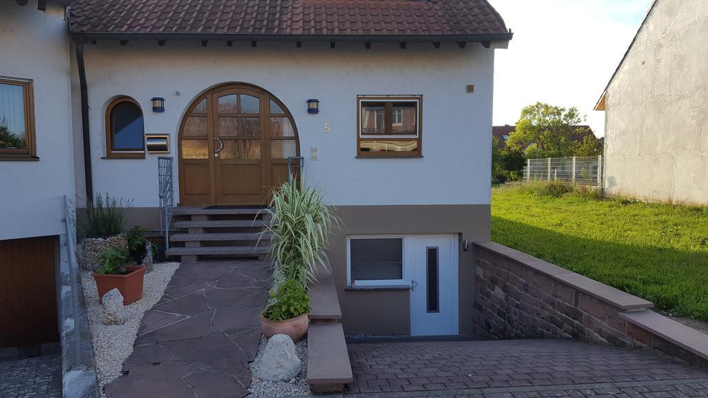 Ferienhaus Schwoerer Rheinhausen Eksteriør billede